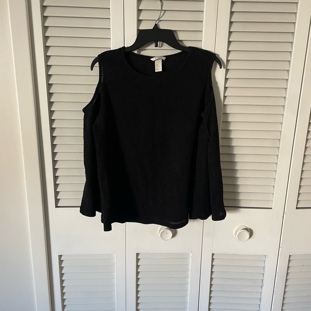 Black cut-out top